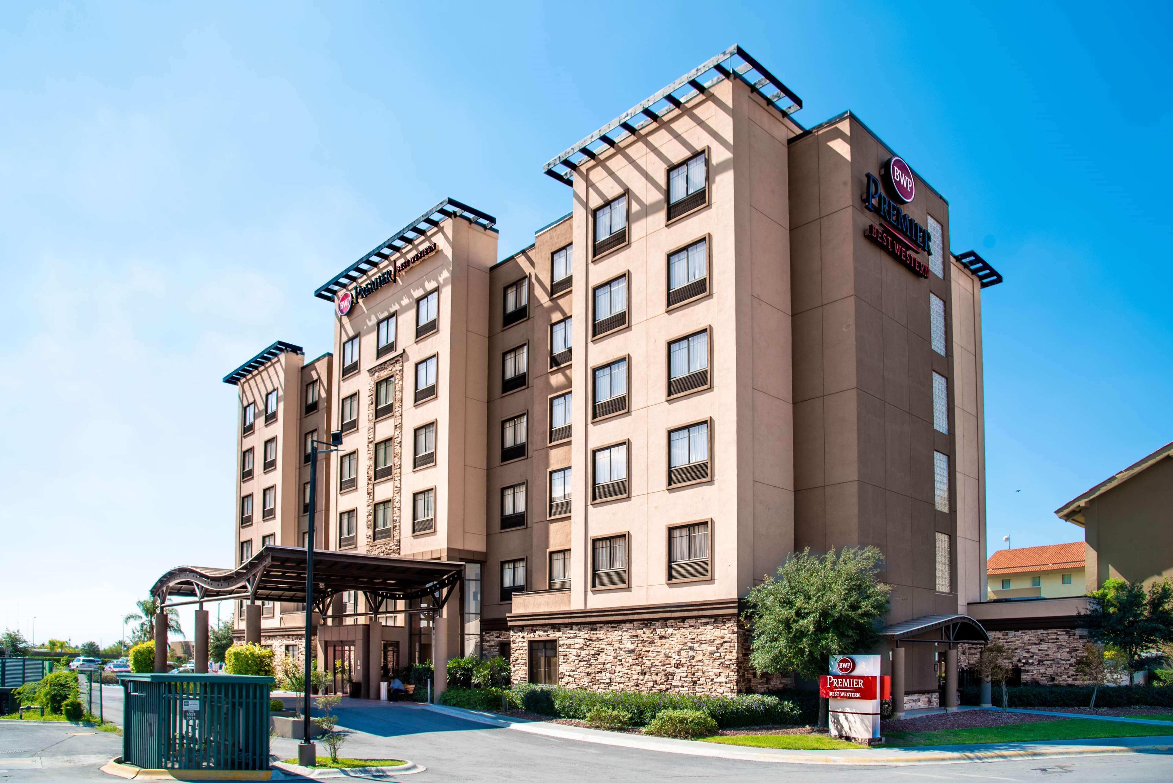 Best Western Premier Monterrey Aeropuerto Apodaca Buitenkant foto Hampton Inn & Suites San Antonio