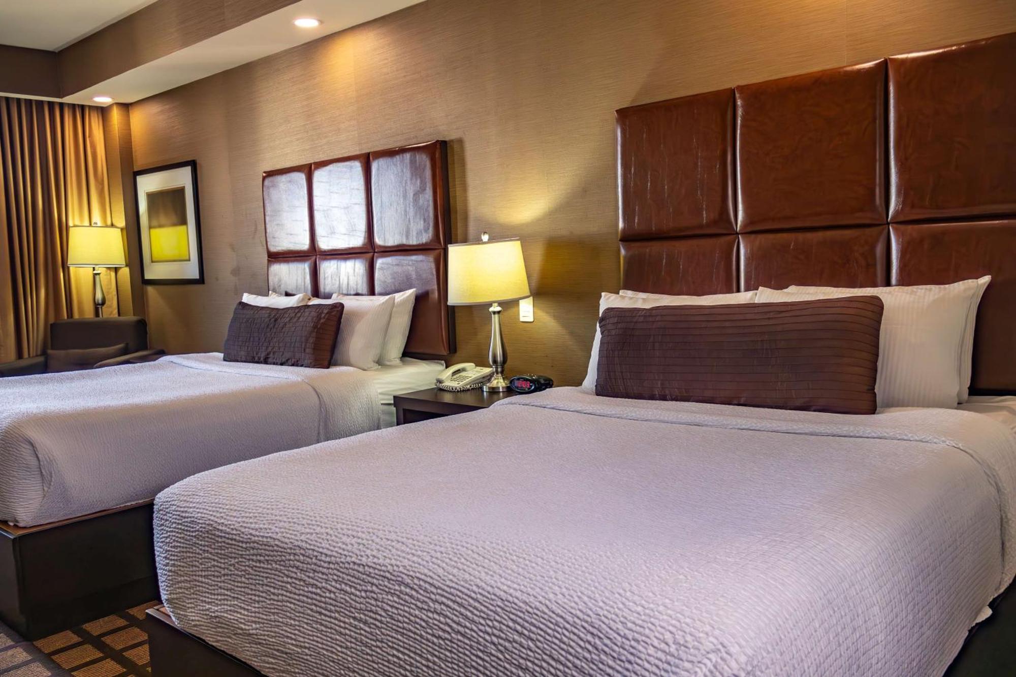 Best Western Premier Monterrey Aeropuerto Apodaca Buitenkant foto A typical guest room at the Hilton Garden Inn